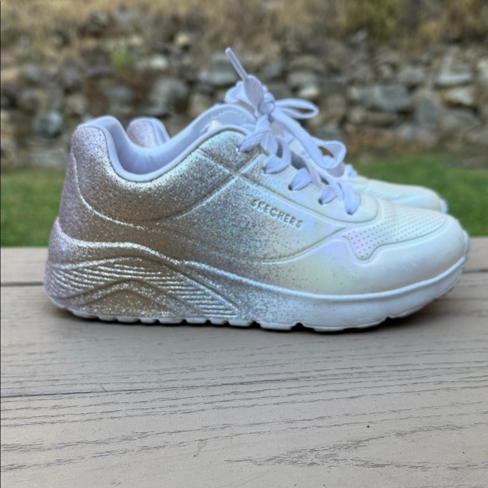 Skechers Uno Lite Kids Glitter White, Gold and Pink Sneakers - Sz 2